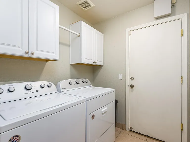 8161 W Pontiac Dr — Photo 16