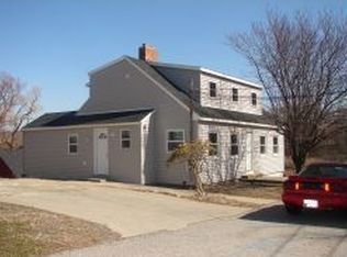 5 Coolidge St, Johnston, RI 02919
