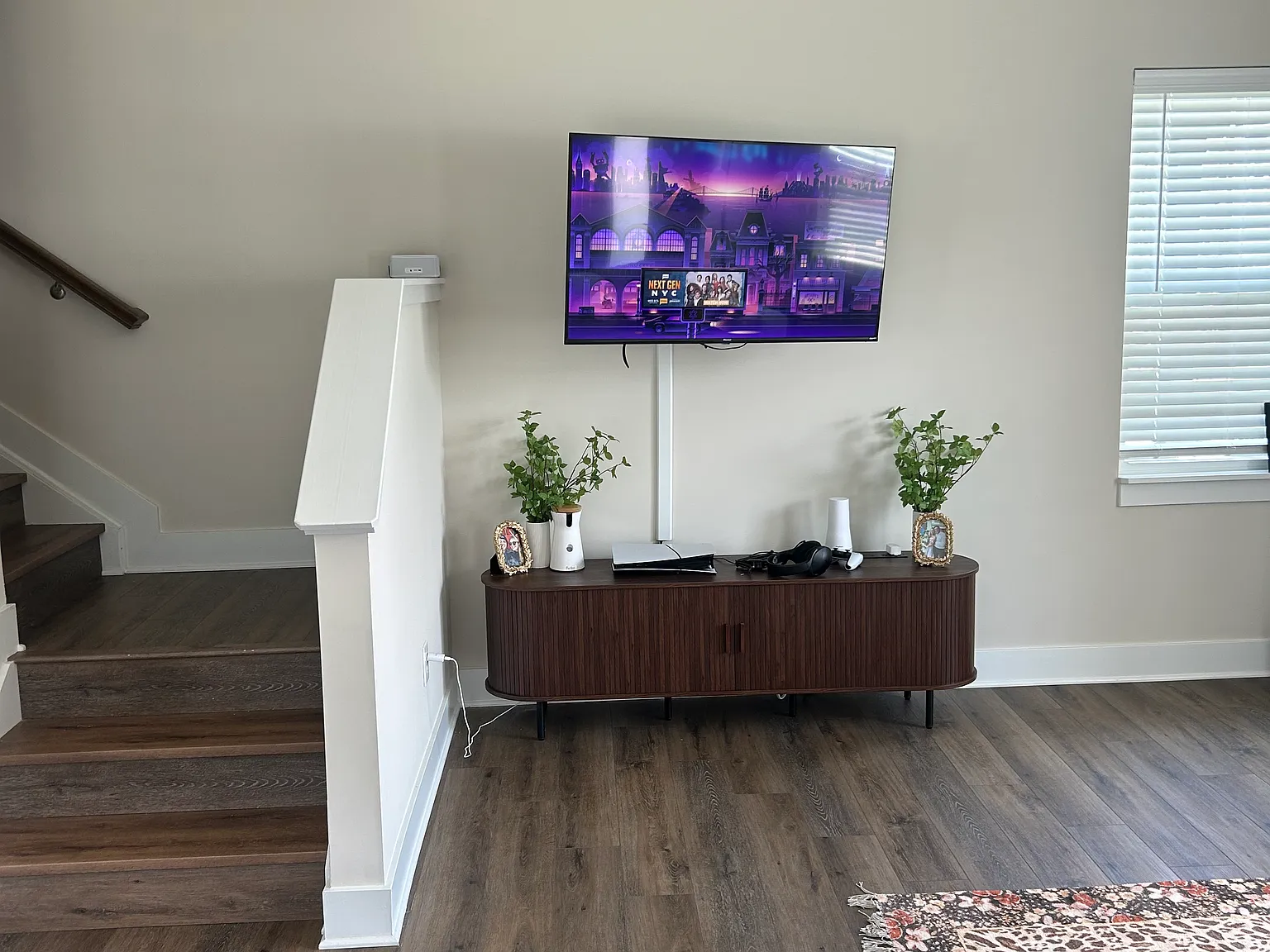 3 bed, 2.5 bath, 1572 sqft, $2,595 — Photo 4