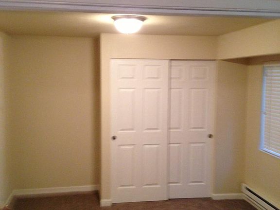 4th image of 3818 70th Ave NW #B
