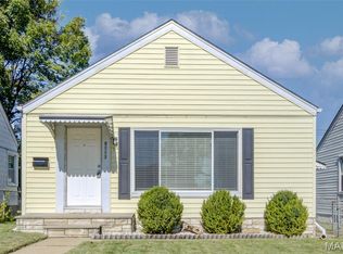 5213 Fairview Ave, Saint Louis, MO 63139