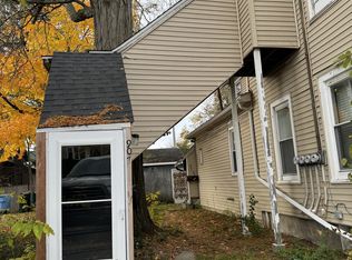 907 N Capitol Ave, Lansing, MI 48906