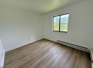 207 Old Chimney Ridge Rd #U-F, Montague, NJ 07827