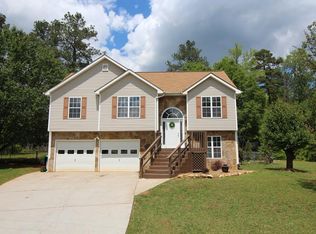 236 Hunt Club Cir, Temple, GA 30179