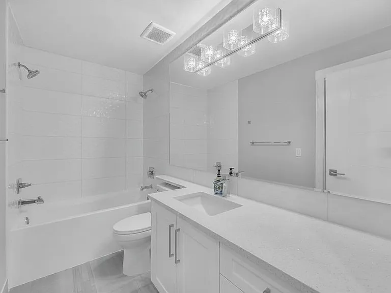17033 Fraser Hwy #34 — Photo 15