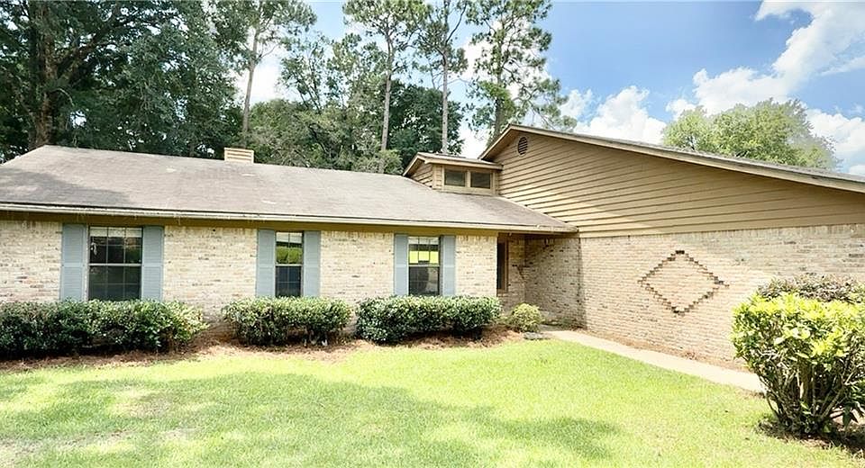 1st image of 113 Black Oak Way