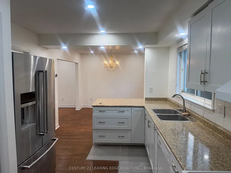 95 Willowridge Rd — Photo 5