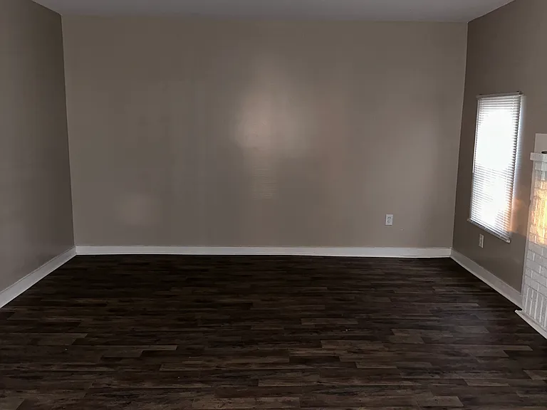 2673 Kimball Ave — Photo 7