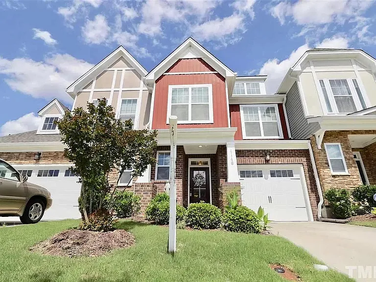 4148 Vallonia Dr — Photo 12