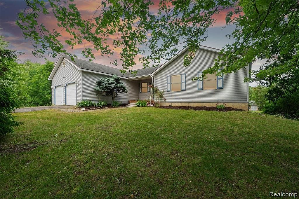 4900 N Burkhart Rd, Howell, MI 48855 Zillow