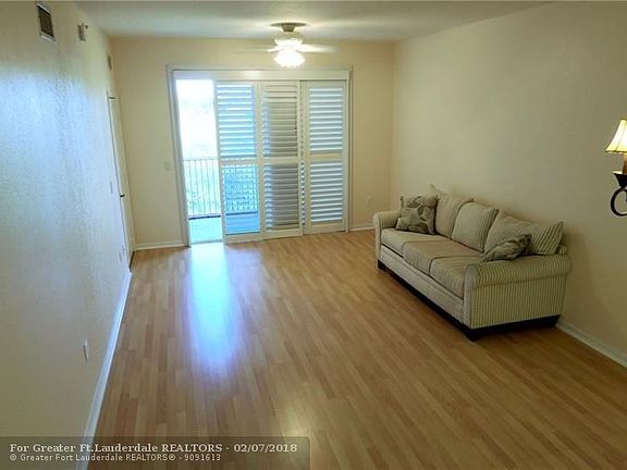 3rd image of 7735 Yardley Dr APT 312