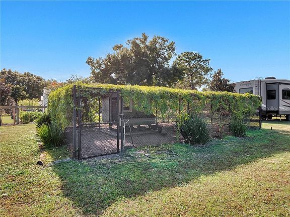 4th image of 3375 Timber Lane Dr