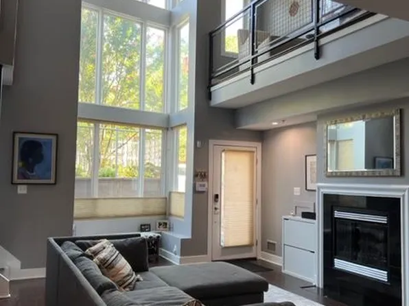 225 R St NE APT A, Washington, DC 20002