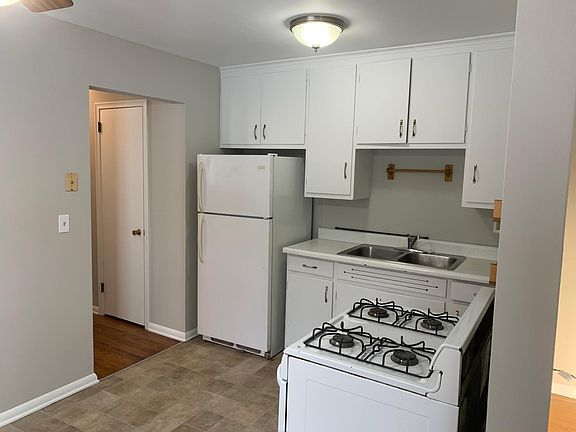 3rd image of 3833 Nicollet Ave #1