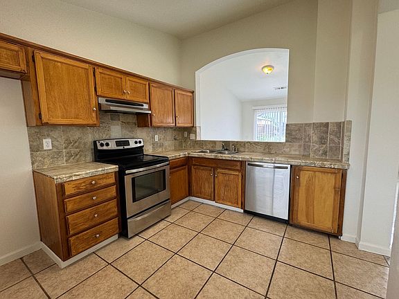 3rd image of 1637 Terra Vista Ln