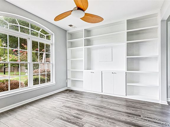 4th image of 827 Sweet Tessa Dr