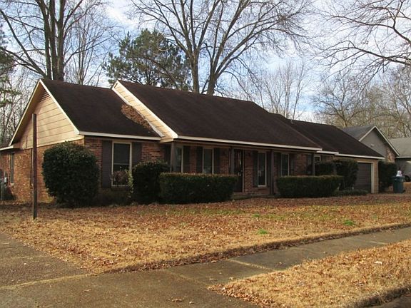 3rd image of 6863 Gilford Dr