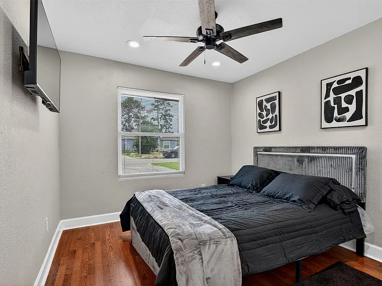 3863 Arbor St — Photo 20