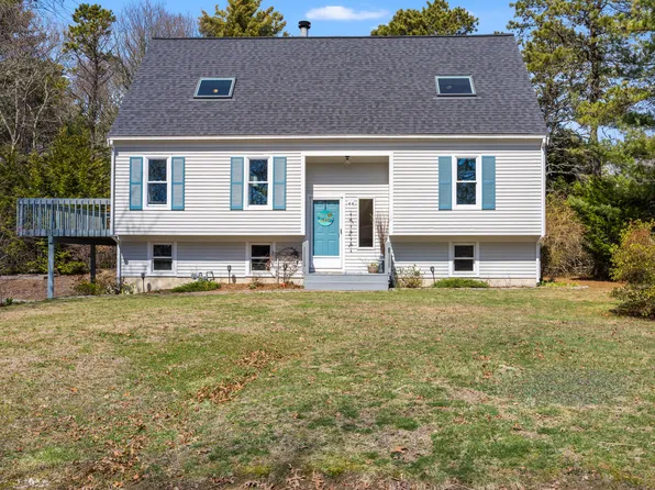 44 Seabrook Drive, Teaticket, MA 02536