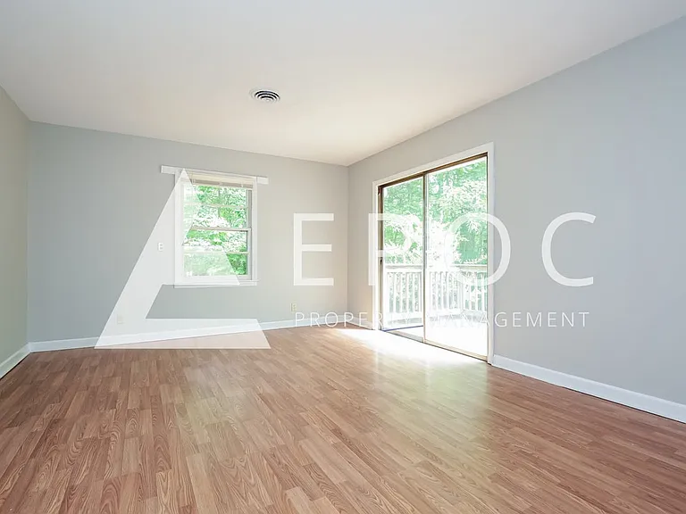 2771 N Carolina Dr #14 — Photo 12