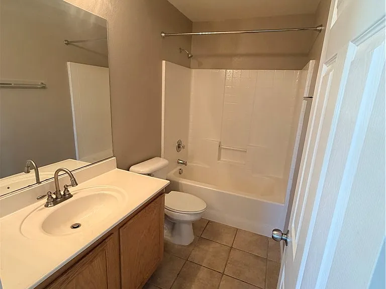 4320 Laguna Garden Ave — Photo 36