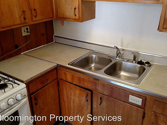4th image of 1202 N Dunn St #8094526