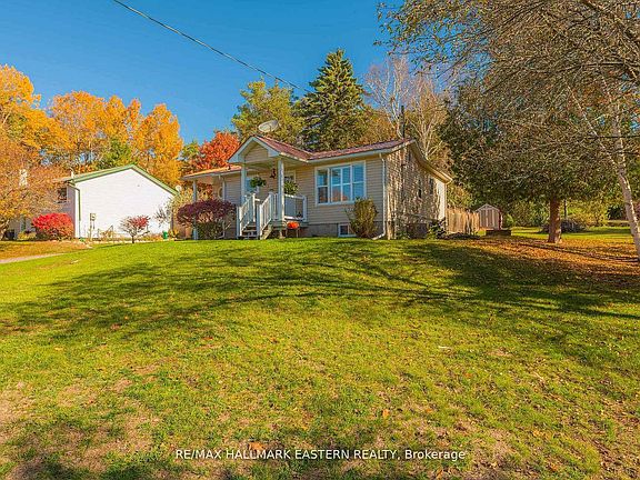 4th image of 2839 Peter St