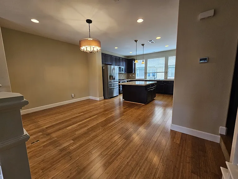 205 Pender Ln — Photo 7
