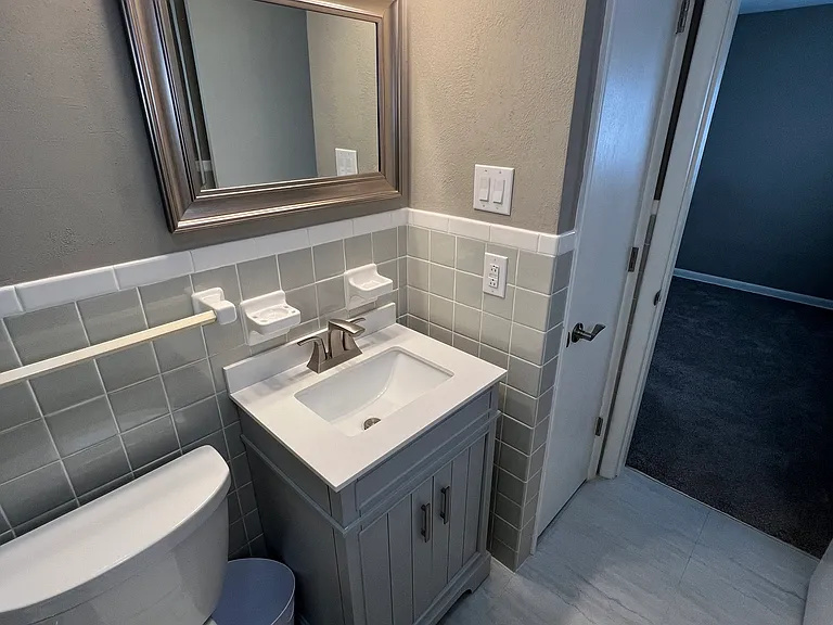 107 S Walnut St #3 — Photo 16