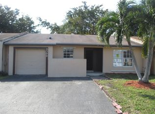 9300 E Fern Ln, Miramar, FL 33025