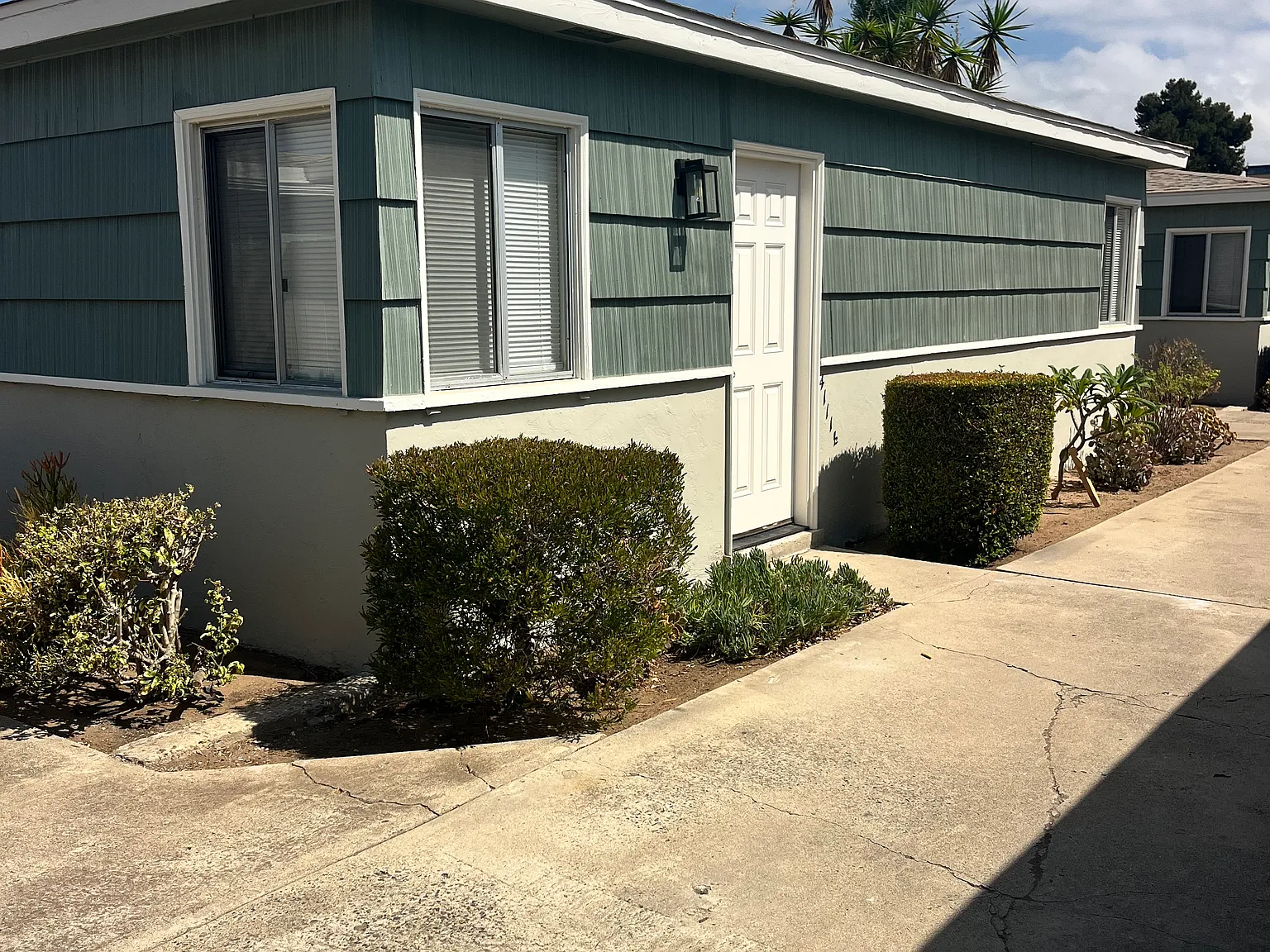 2 bed, $3,100 — Photo 2