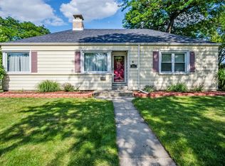 8149 State Line Ave, Munster, IN 46321