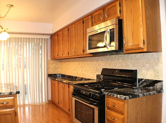3rd image of 142 White Branch Ct #D142