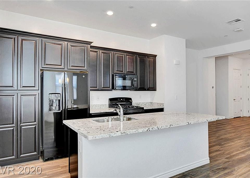 1st image of 217 Ellington Ave
