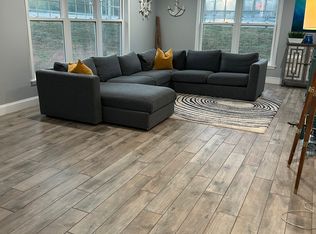 1812 Buccaneer Cir E, Jacksonville, FL 32225