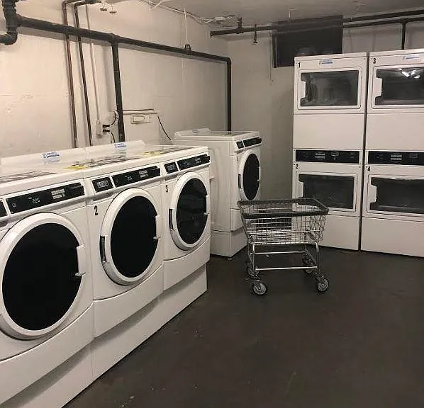 165 Vroom St #2G — Photo 9