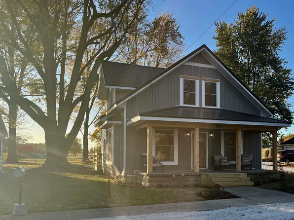 618 S 1st St, Van Buren, IN 46991