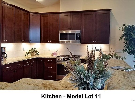 5th image of 18 Carolina Hideaway Ln