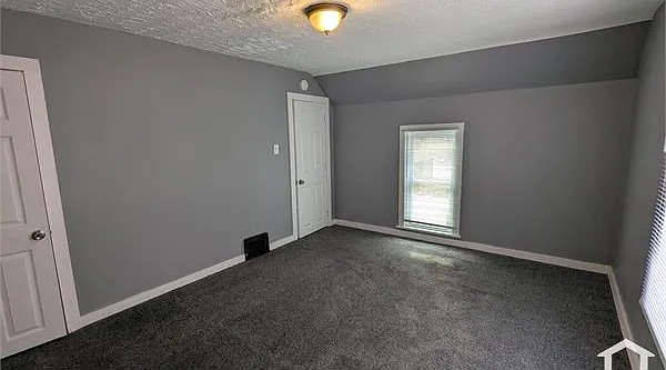 248 Arch St — Photo 12