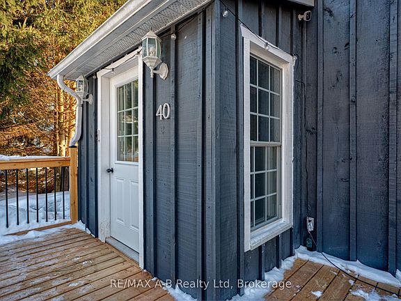 4th image of 40 Blenheim St