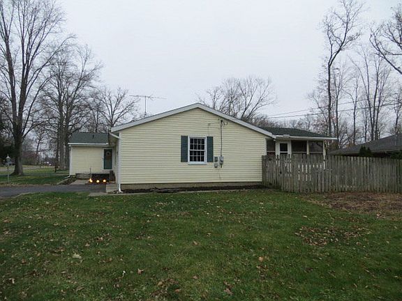 4th image of 1201 Inwood Dr