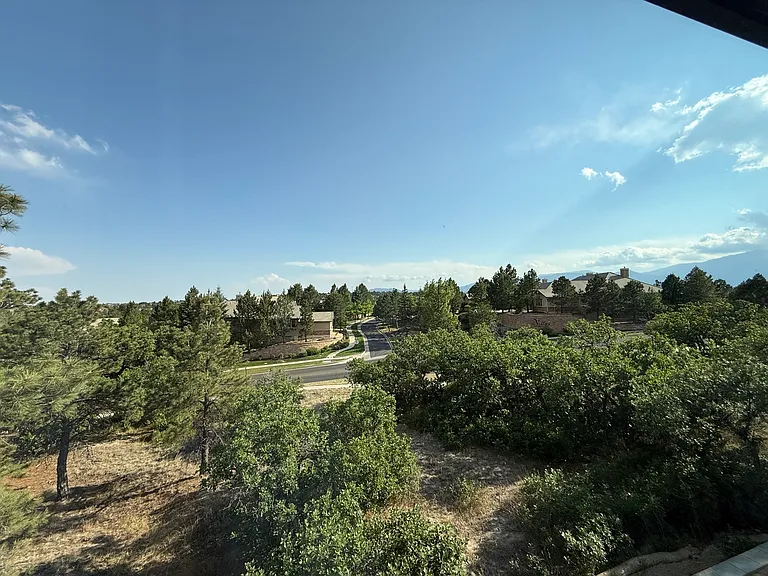 1905 Erin Loop — Photo 25