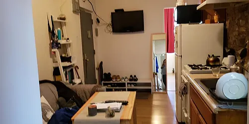 Rented by R New York