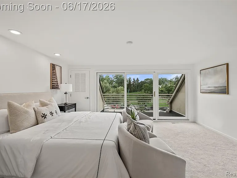 511 Brookside Ave — Photo 13