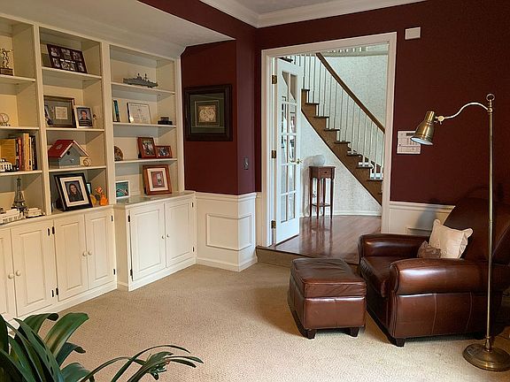 4th image of 20501 Wildwood Ln