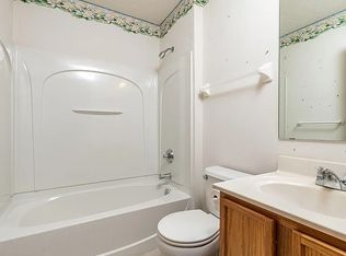 5808 Bay Harbor Dr, Louisville, KY 40228
