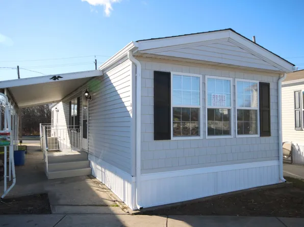 1501 Roosevelt Ave Trailer A5, Carteret, NJ 07008