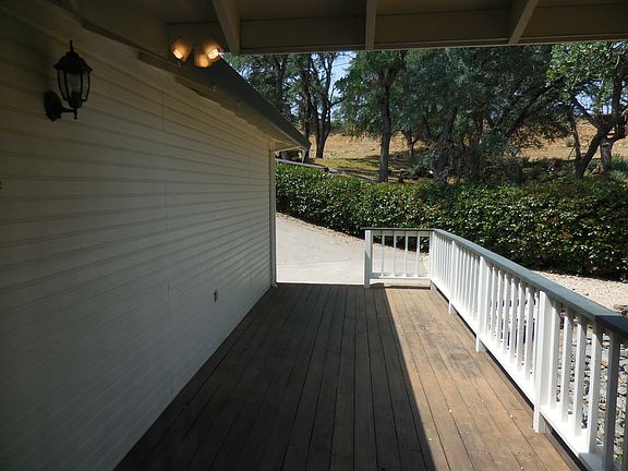 2nd image of 2604 Hoffmann Ct