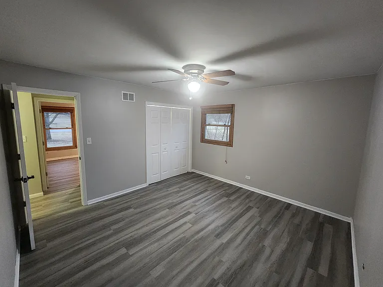 39W496 Hemlock Dr — Photo 26