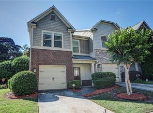 1071 N Village Dr, Decatur, GA 30032